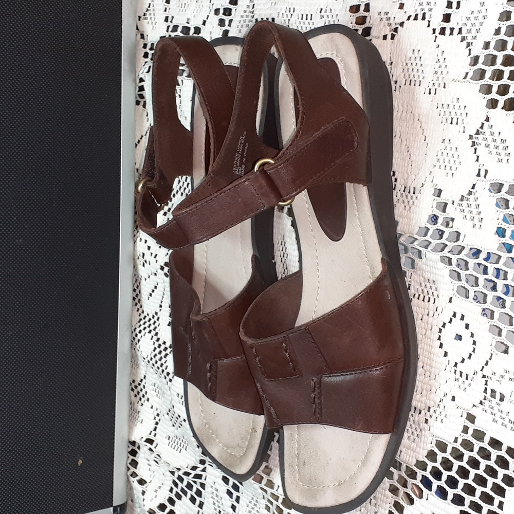 Dockers Womens Leather Sandals Size 10